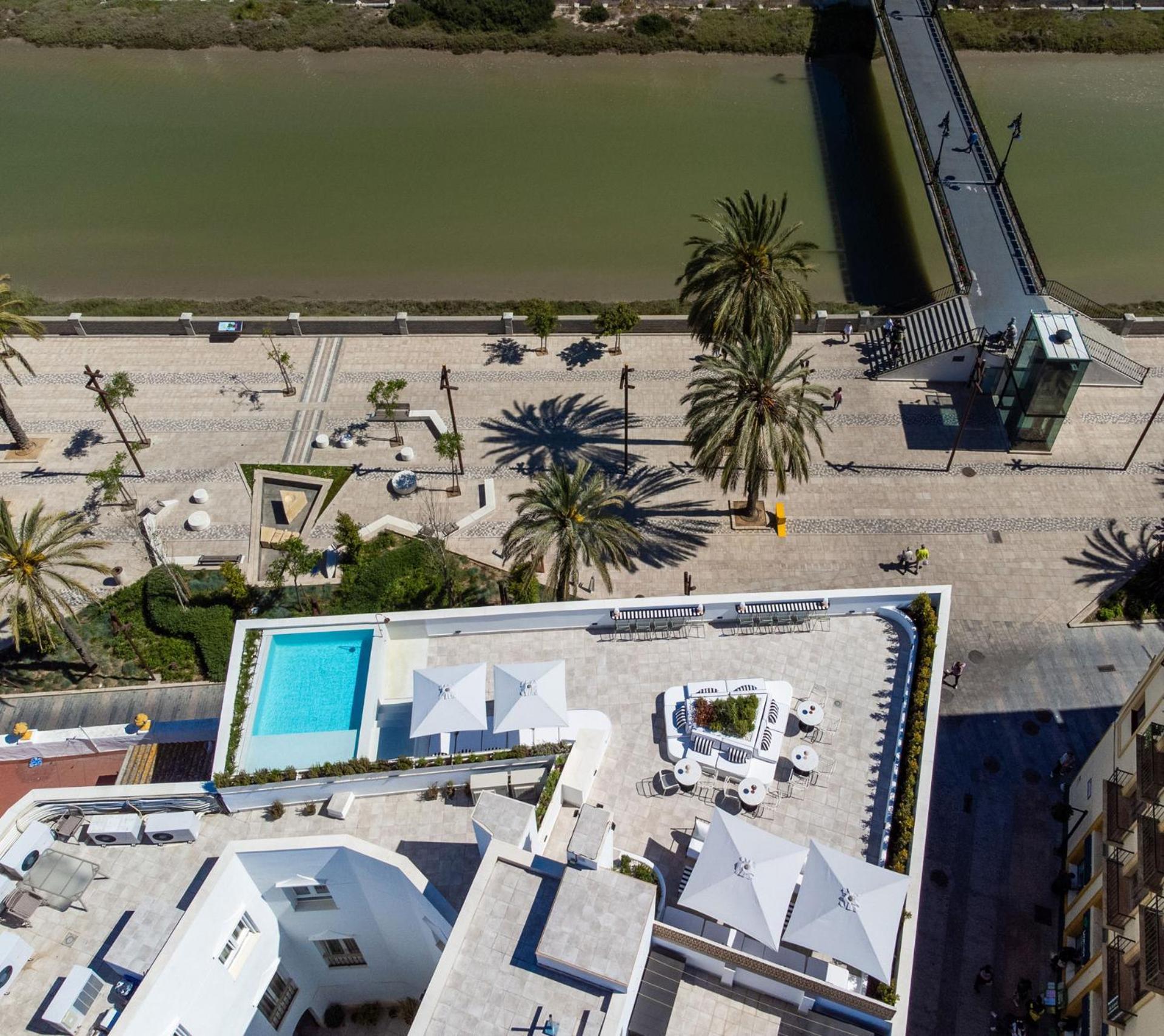 Casa De La Vega Suites Chiclana de la Frontera Zewnętrze zdjęcie
